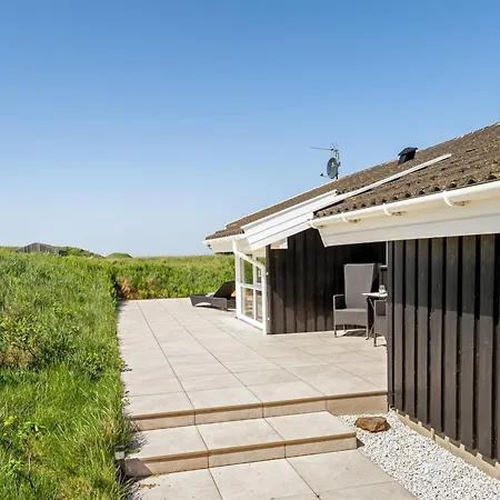 Abel - 350m From The Sea By Interhome *